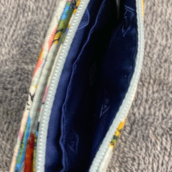 Vera Bradley Sea Air Floral RFID Deluxe Zip ID Case & Matching Lanyard - Picture 14 of 16